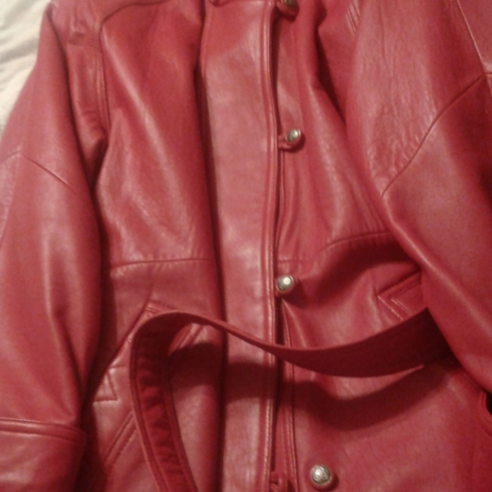 Tibor leather coat-red  size M
